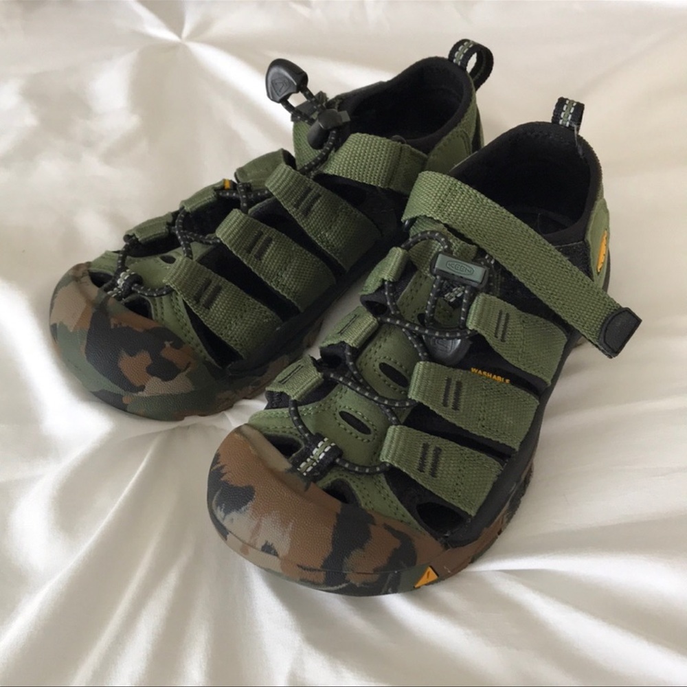 Keen Boys Camo Sandals - Water Shoes
